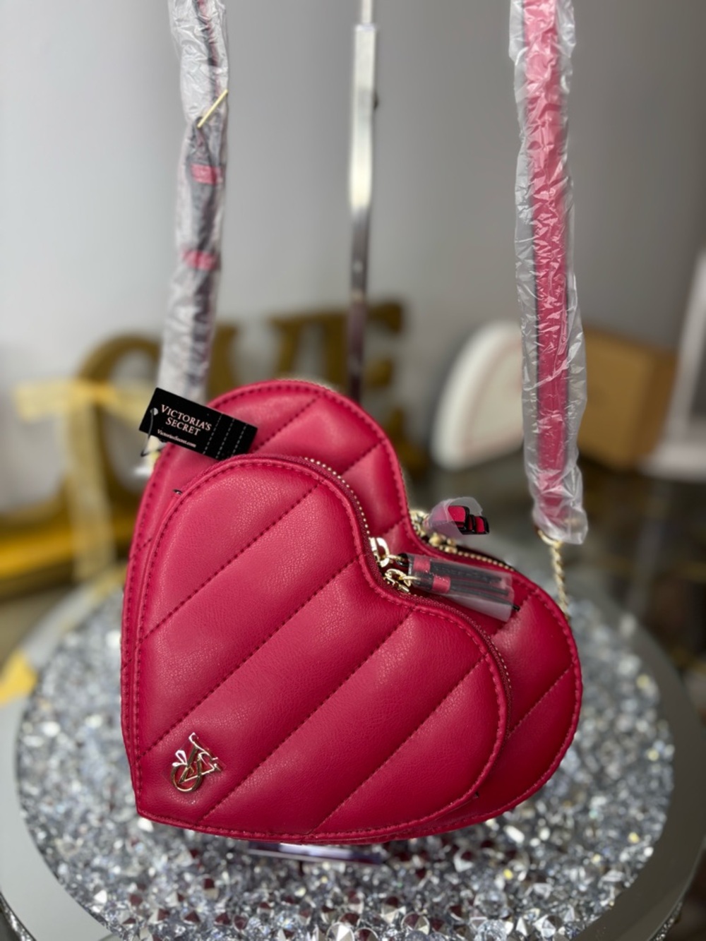Victoria's Secret Heart Crossbody bag NWT - Picture 5 of 14